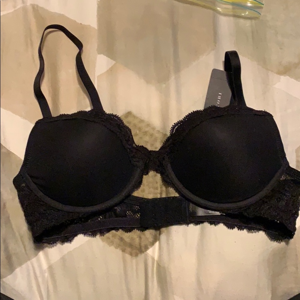 Natori black bra NWT 34A